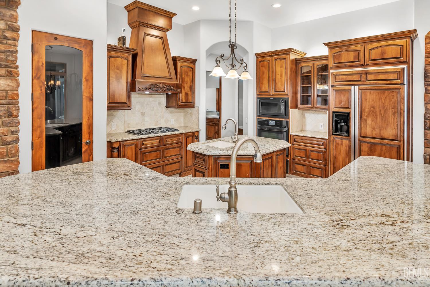 10703 Queensbury Drive — photo 23
