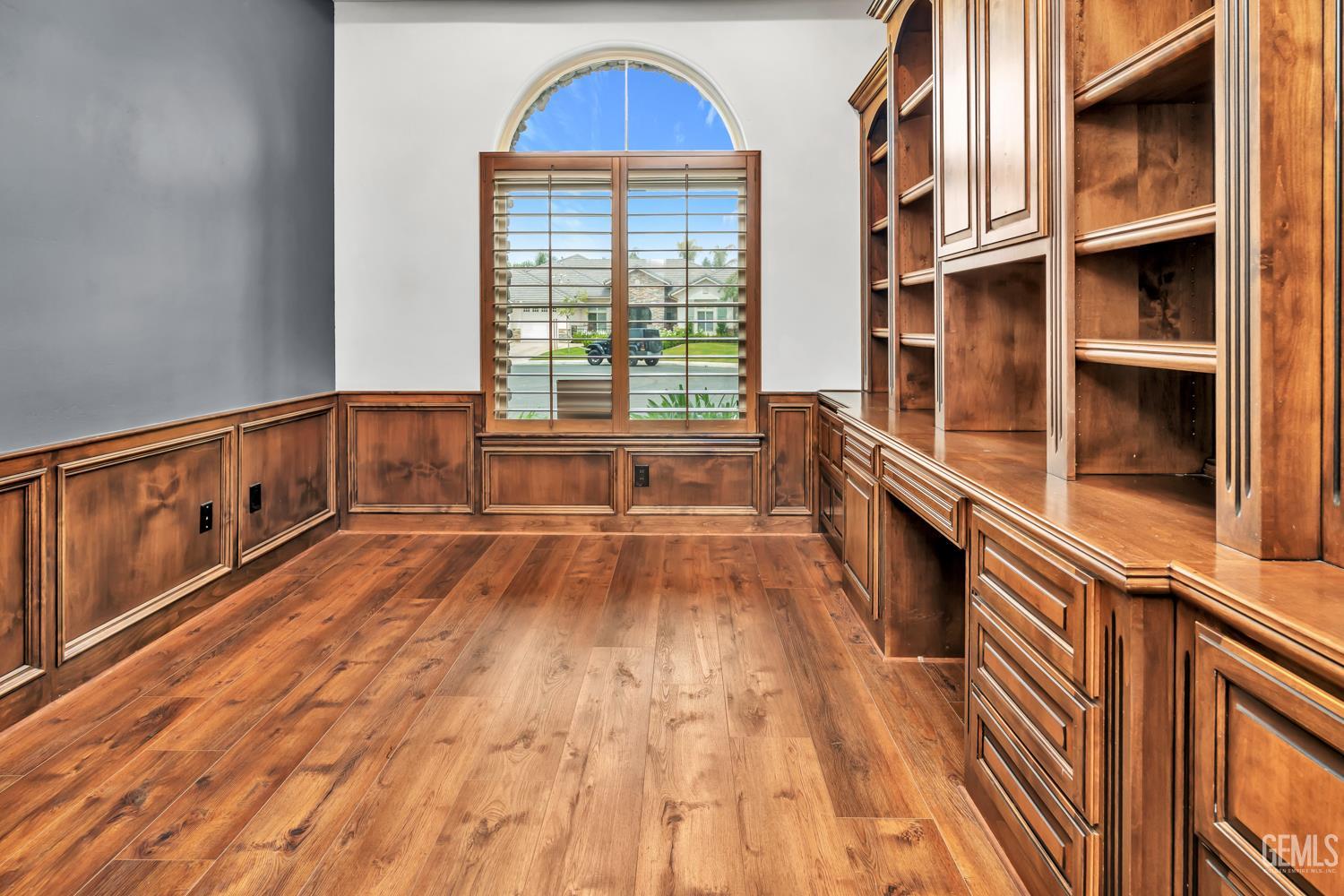 10703 Queensbury Drive — photo 30