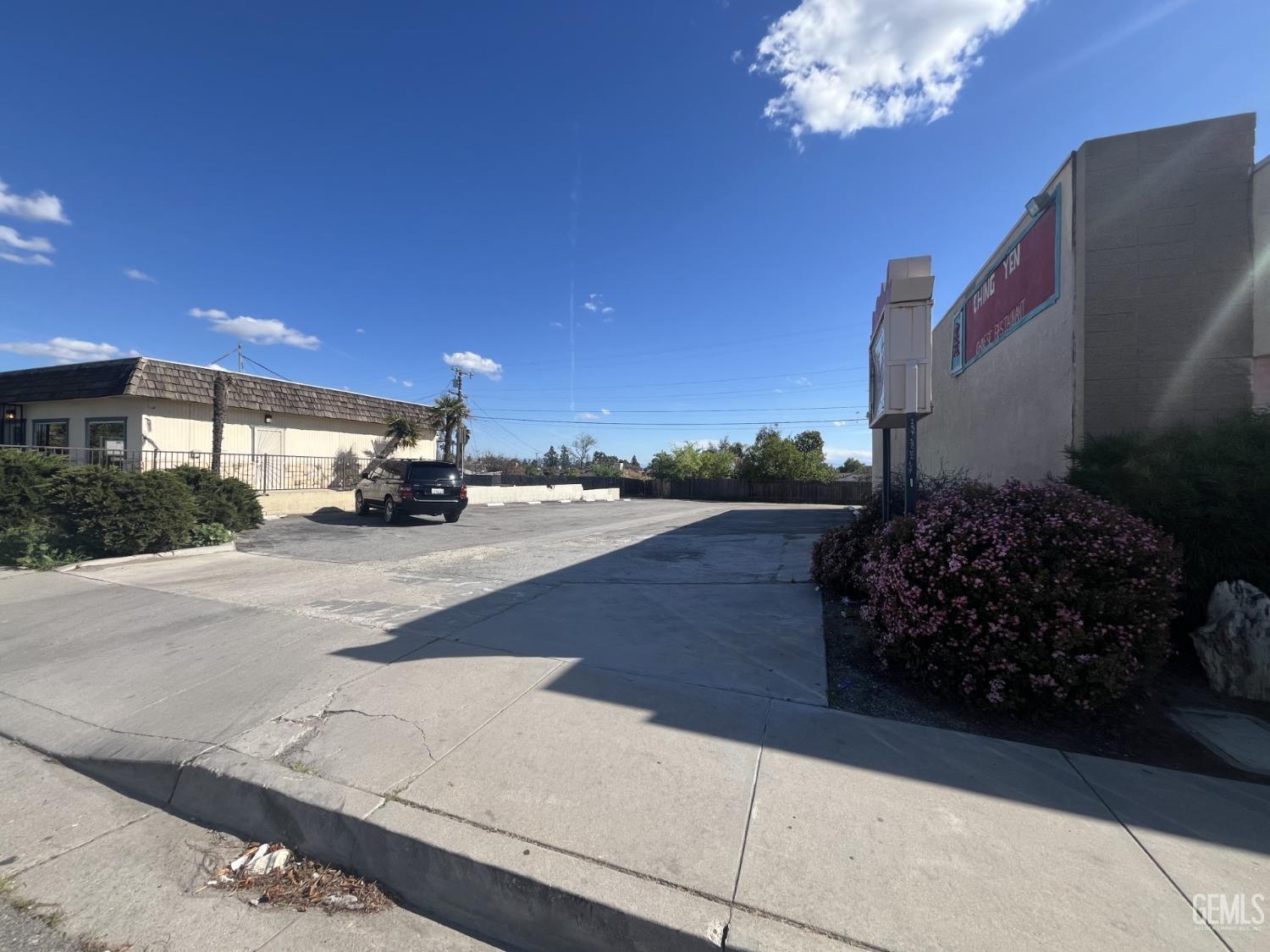 1207 Columbus Street — photo 10