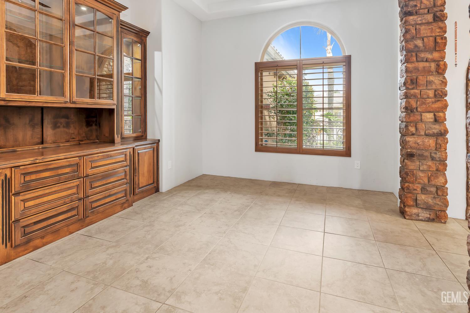 10703 Queensbury Drive — photo 15