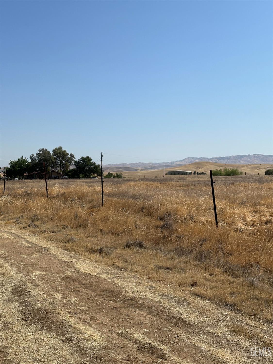 E Cosmo Street — photo 5