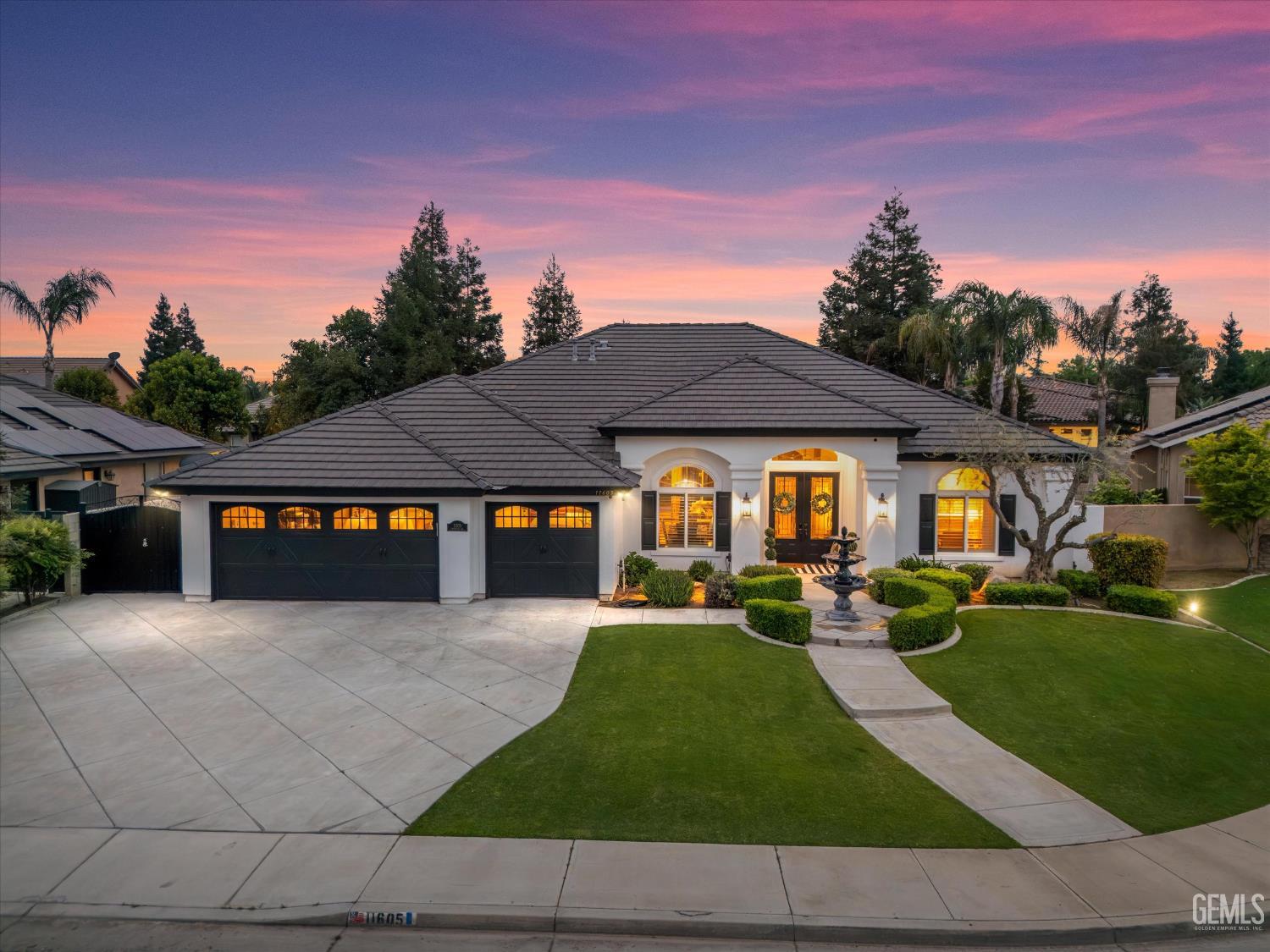 11605 Yarborough Avenue — photo 2