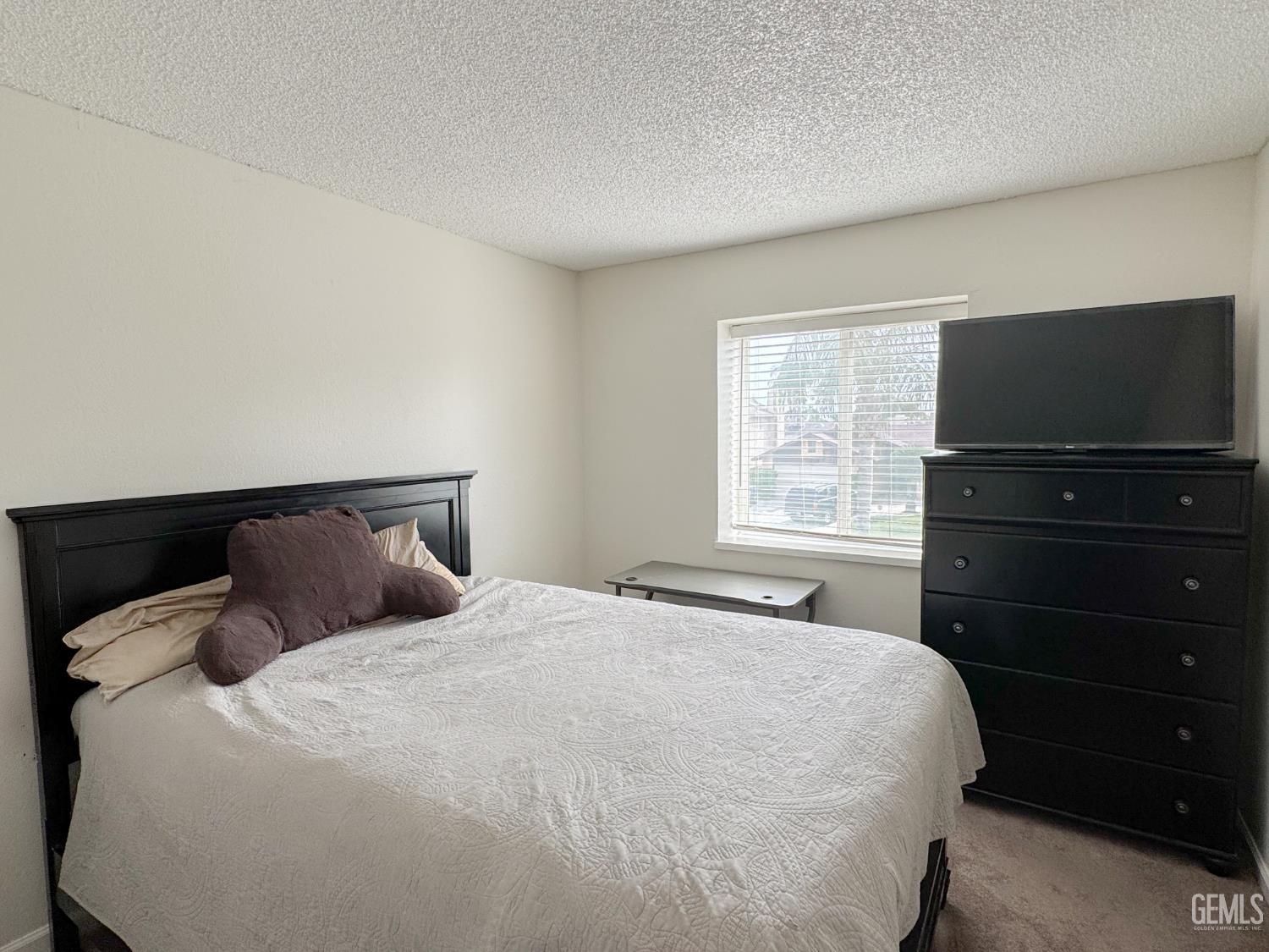 5909 Lugene Avenue — photo 16