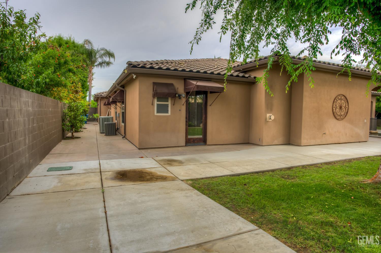 10703 Queensbury Drive — photo 56