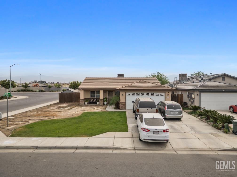 6301 Estavez Street — photo 3