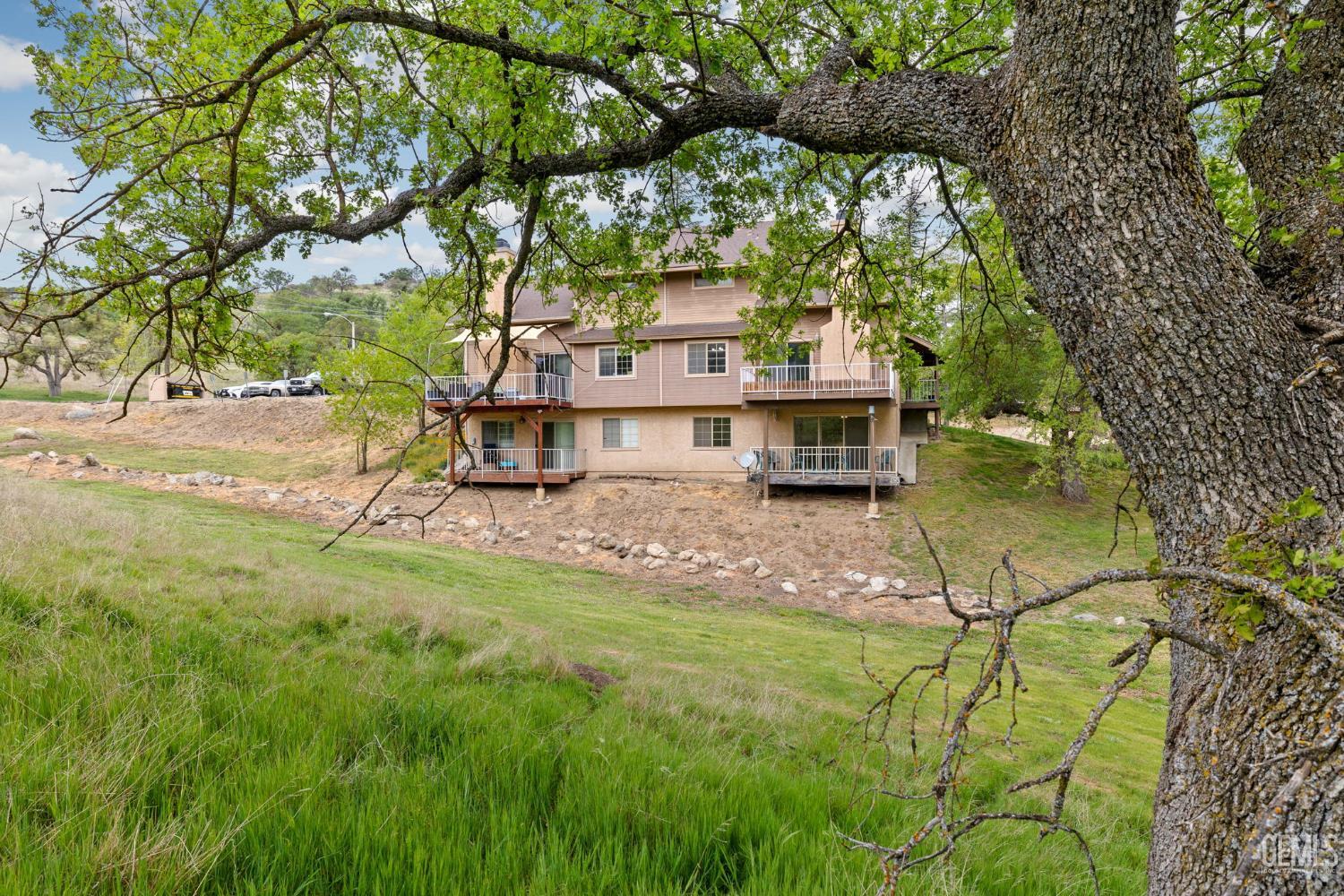 18520 Glenview Court — photo 54