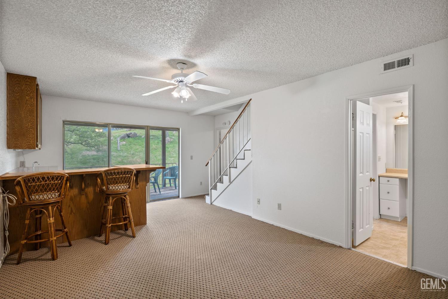 18520 Glenview Court — photo 14