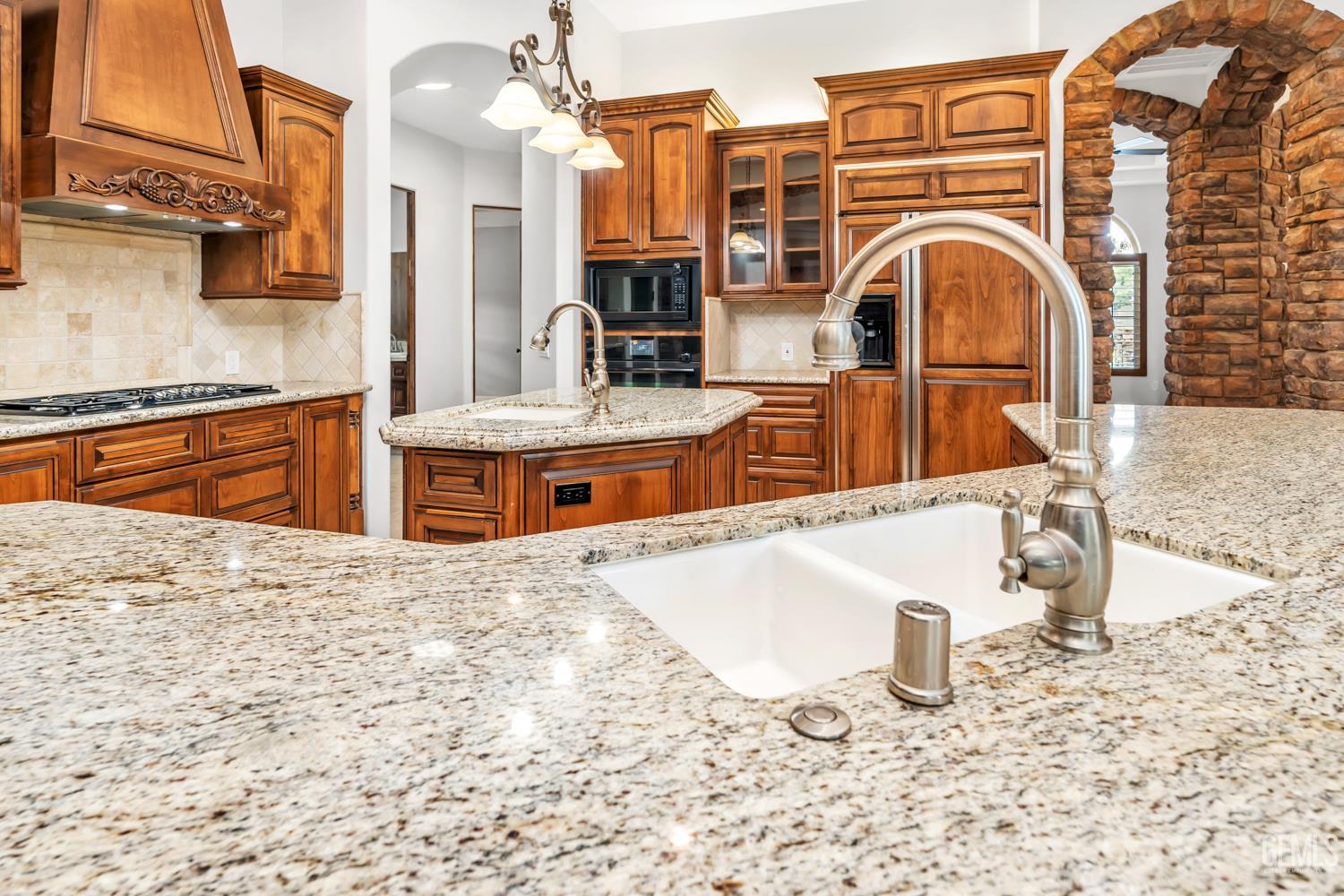 10703 Queensbury Drive — photo 29