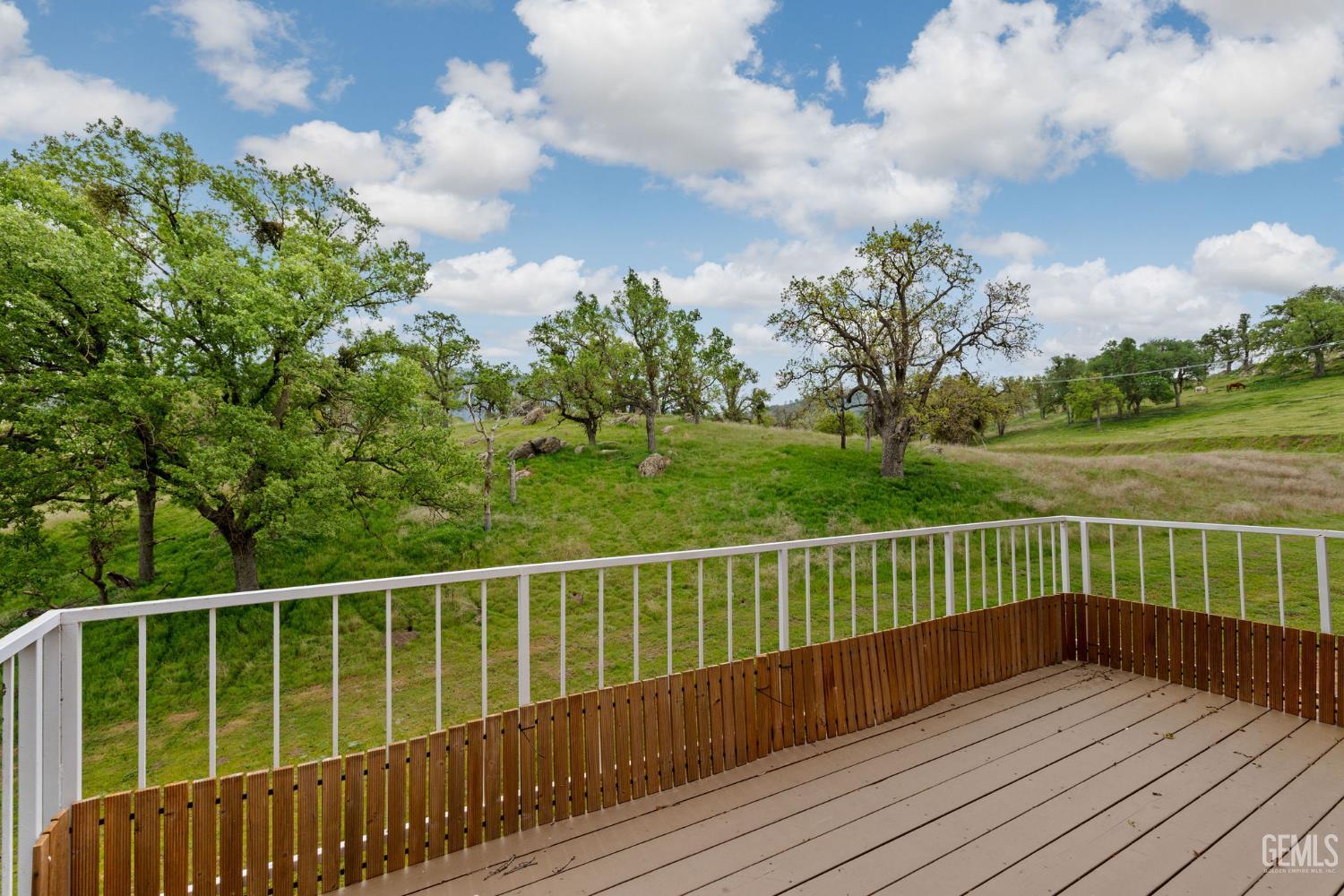 18520 Glenview Court — photo 38