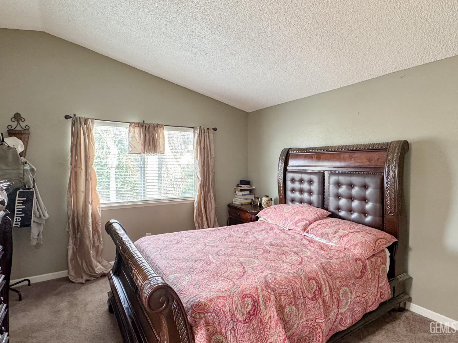 5909 Lugene Avenue — photo 18