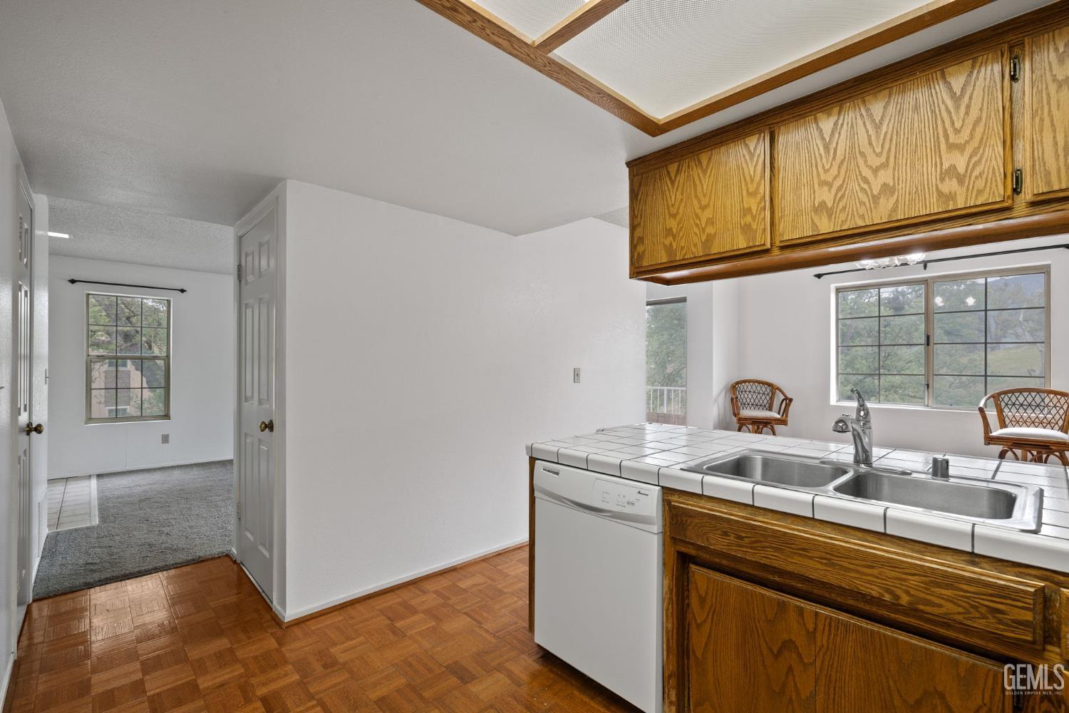 18520 Glenview Court — photo 33