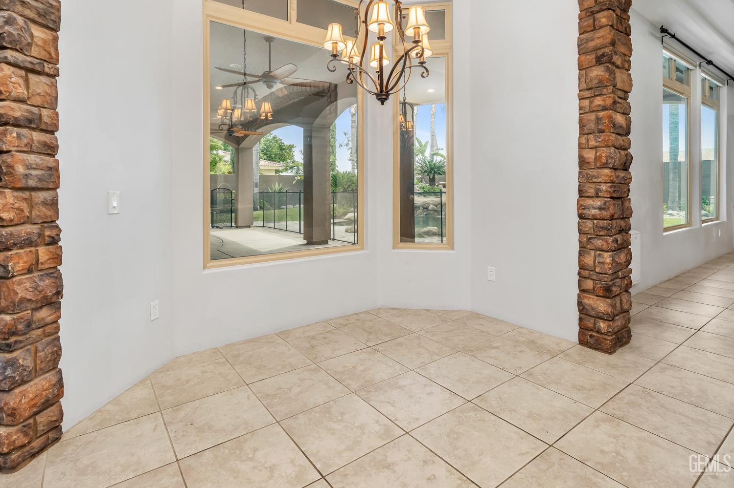10703 Queensbury Drive — photo 20