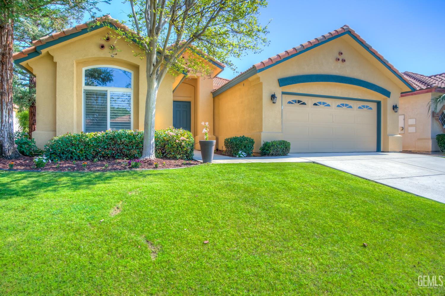 2016 Snowdrop Drive — photo 5