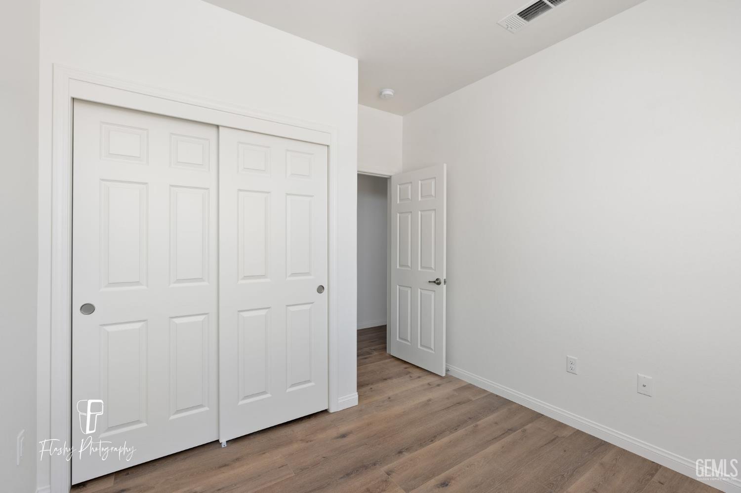 8802 Almata Avenue — photo 14