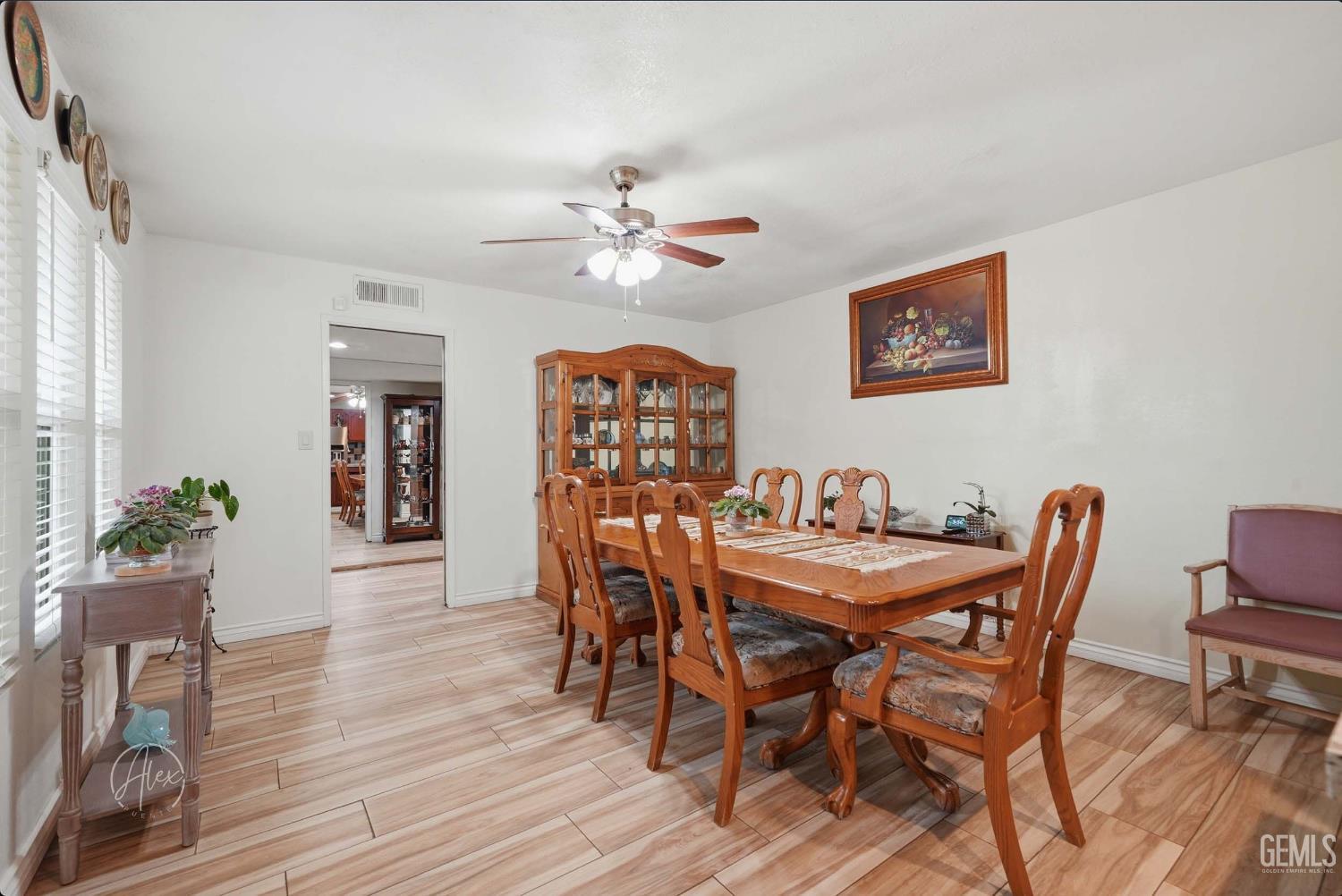 253 E McKee Road — photo 7