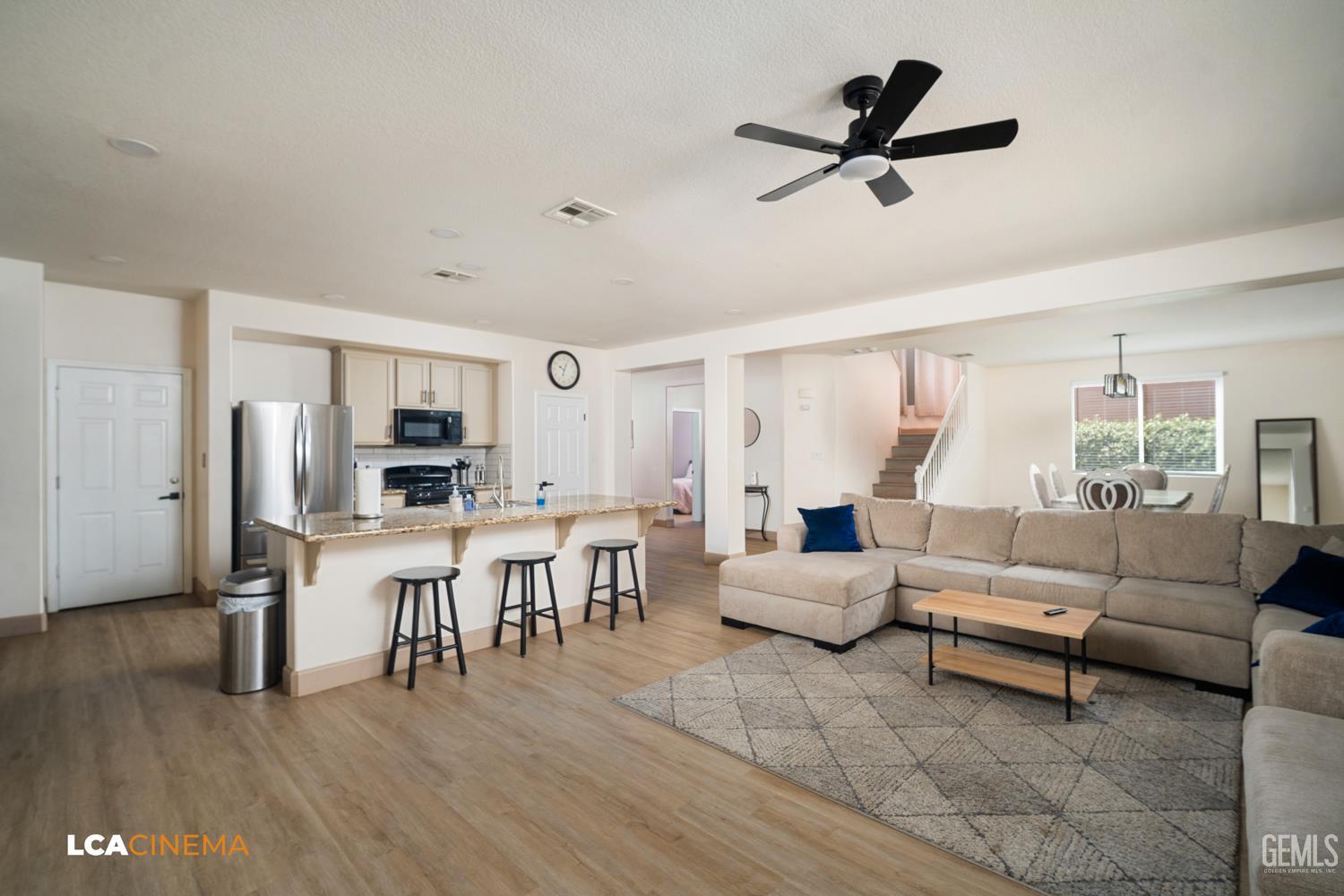 6107 Shasta Daisy Way — photo 10