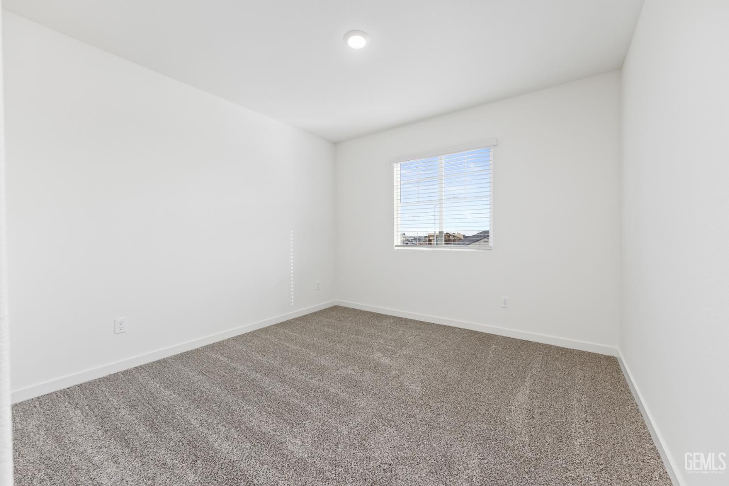 7612 Rambutan Place — photo 8