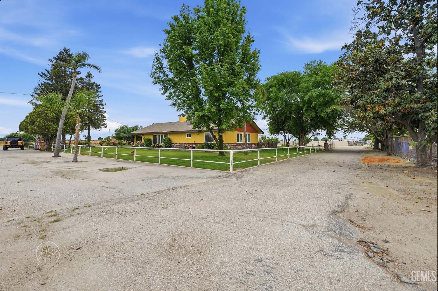 253 E McKee Road — photo 31