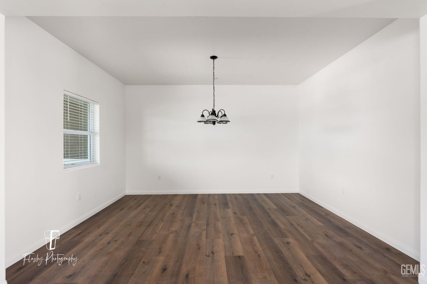 8802 Almata Avenue — photo 7