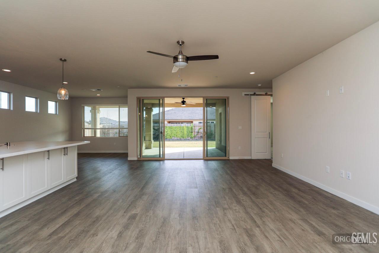 11001 Arundel Way — photo 26