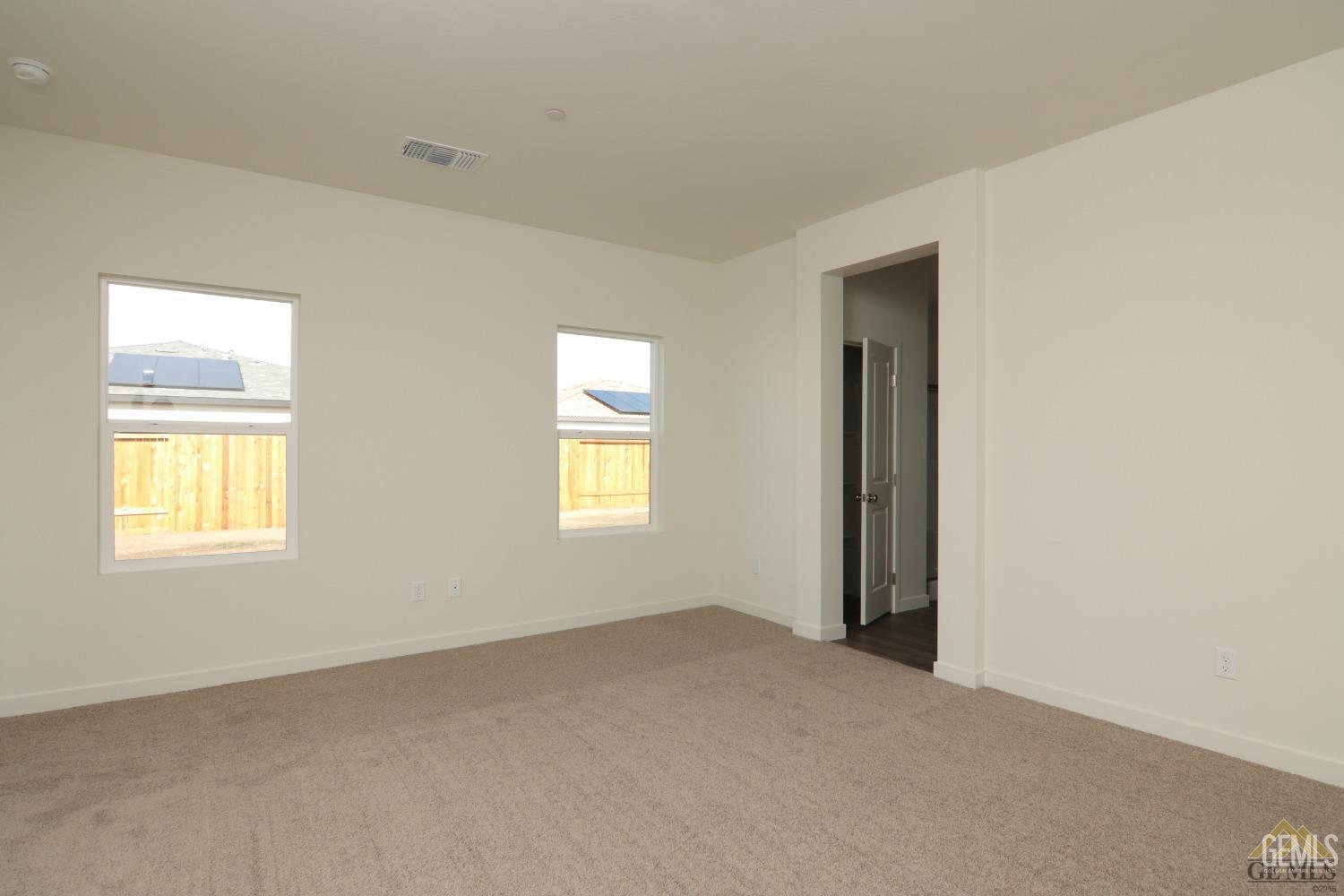 802 Kidlington Court — photo 9