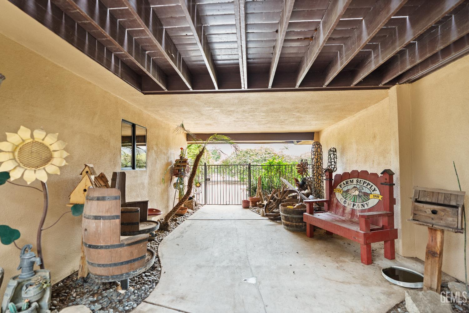 6016 E Texas Street — photo 27