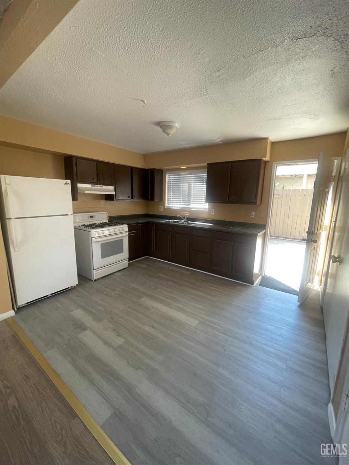 223 Monterey St Street — photo 4