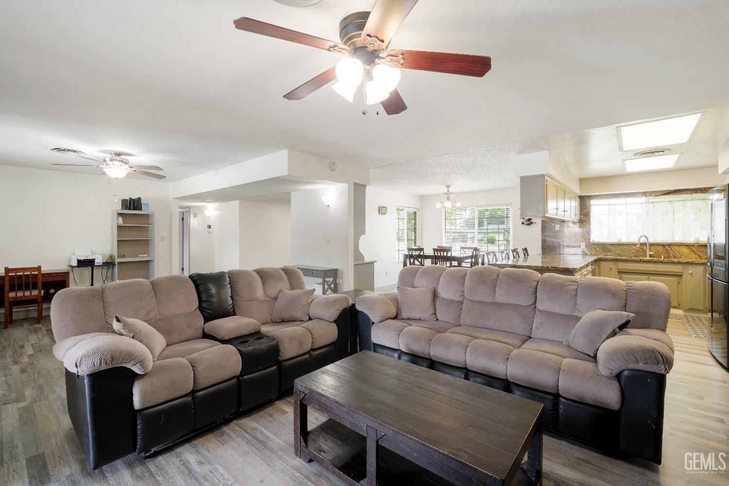 7916 Olive Drive — photo 7