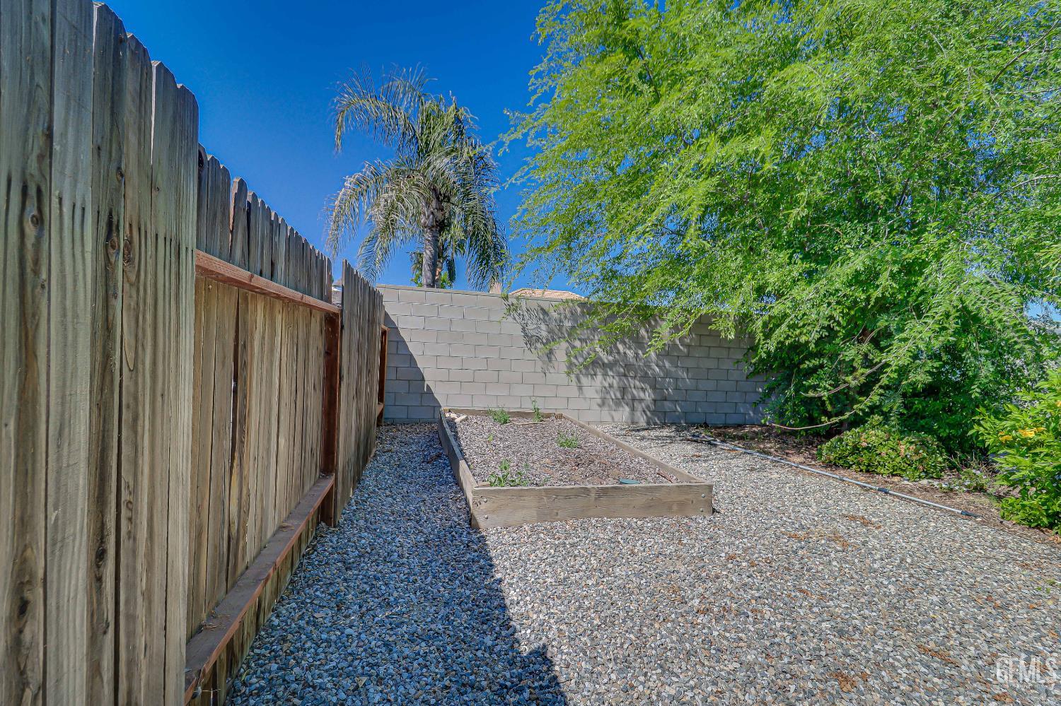 2425 Ollie Court — photo 37