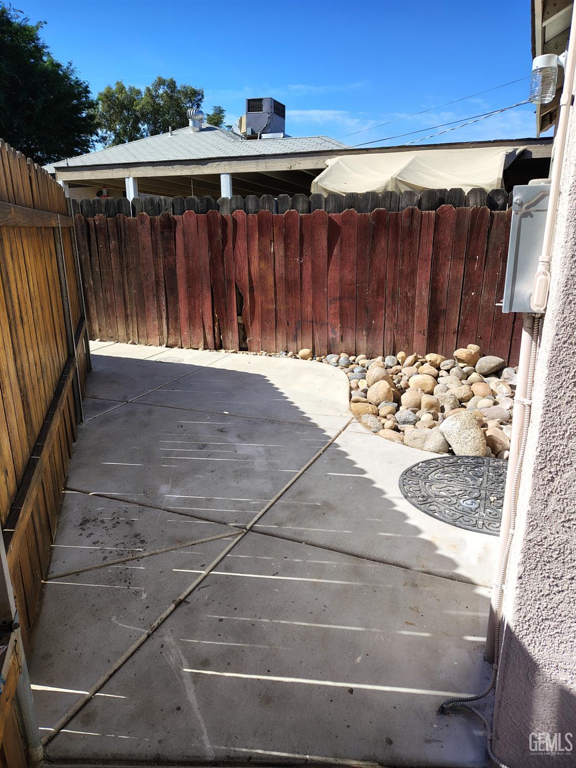 618 Charlana Drive — photo 23