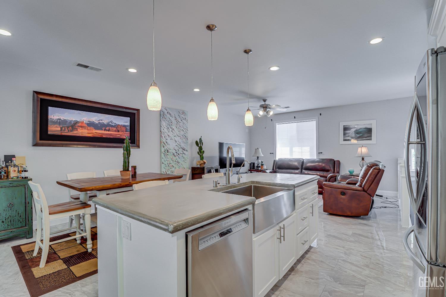 2425 Ollie Court — photo 12
