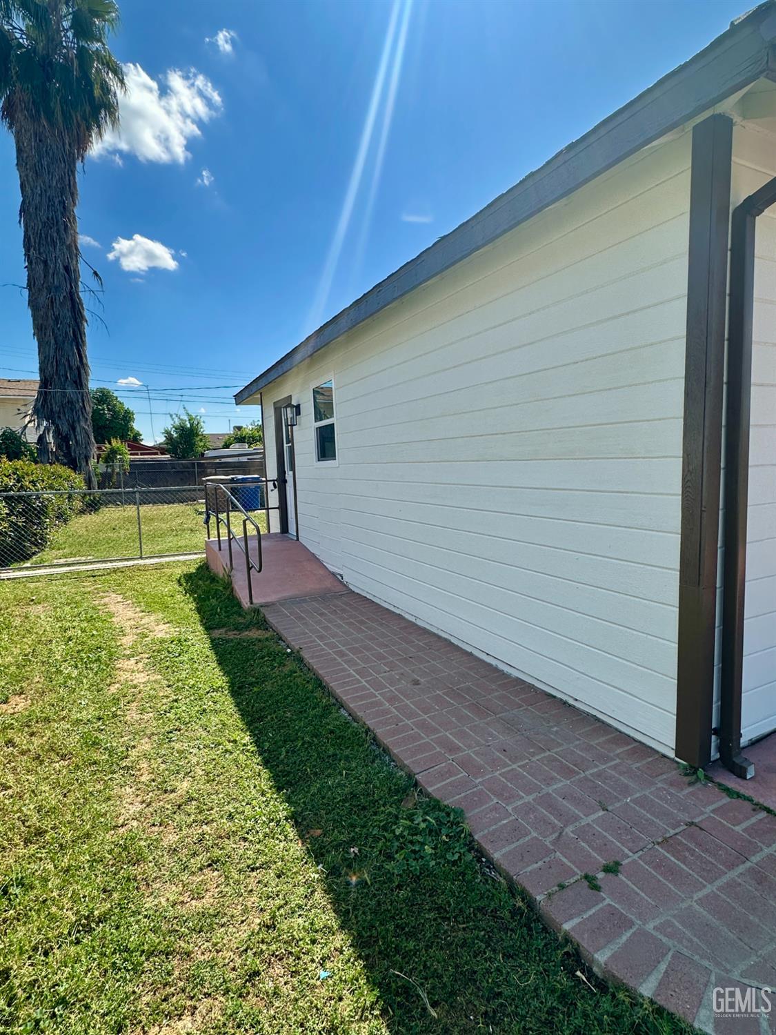 1217 Crawford Street — photo 5