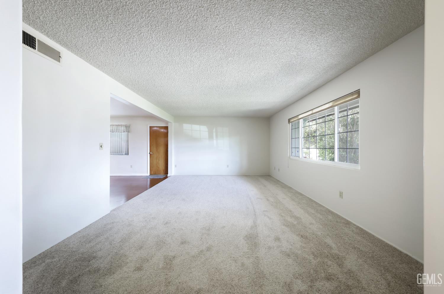 3008 Doris Lane — photo 15