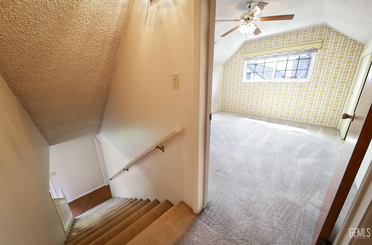 3008 Doris Lane — photo 12