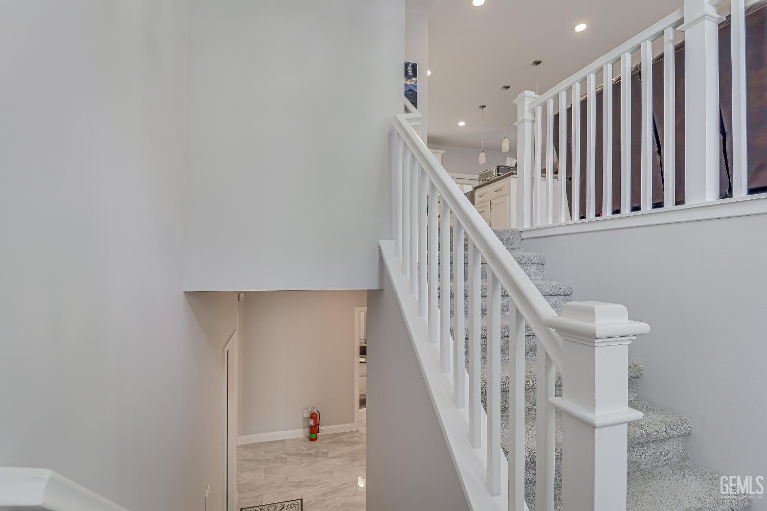 2425 Ollie Court — photo 5