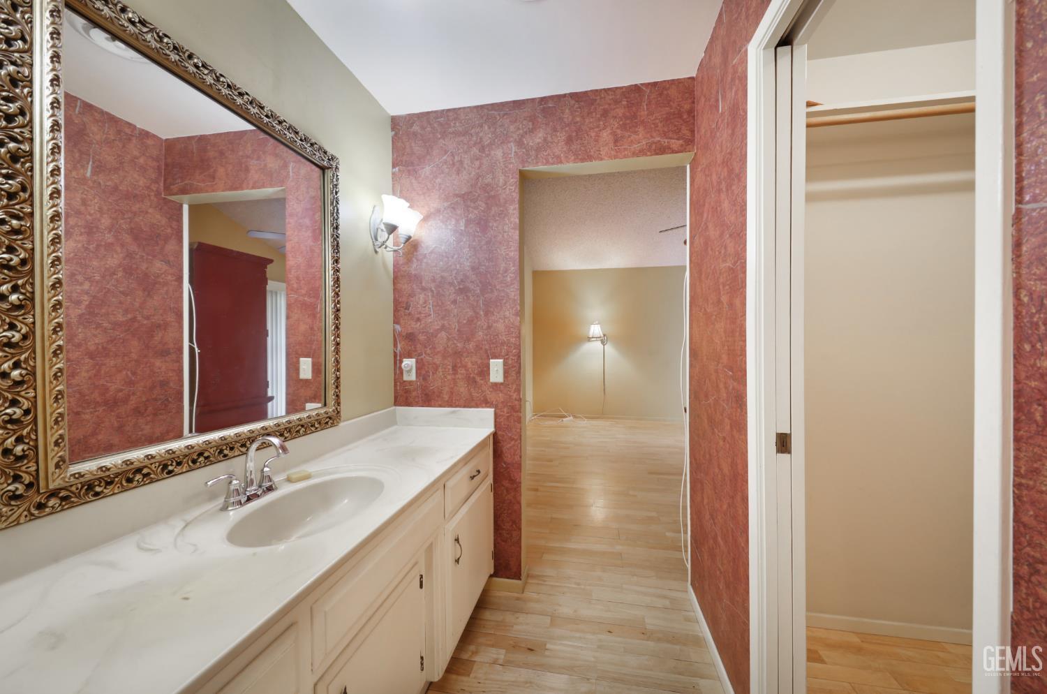 1000 Olive Drive — photo 18