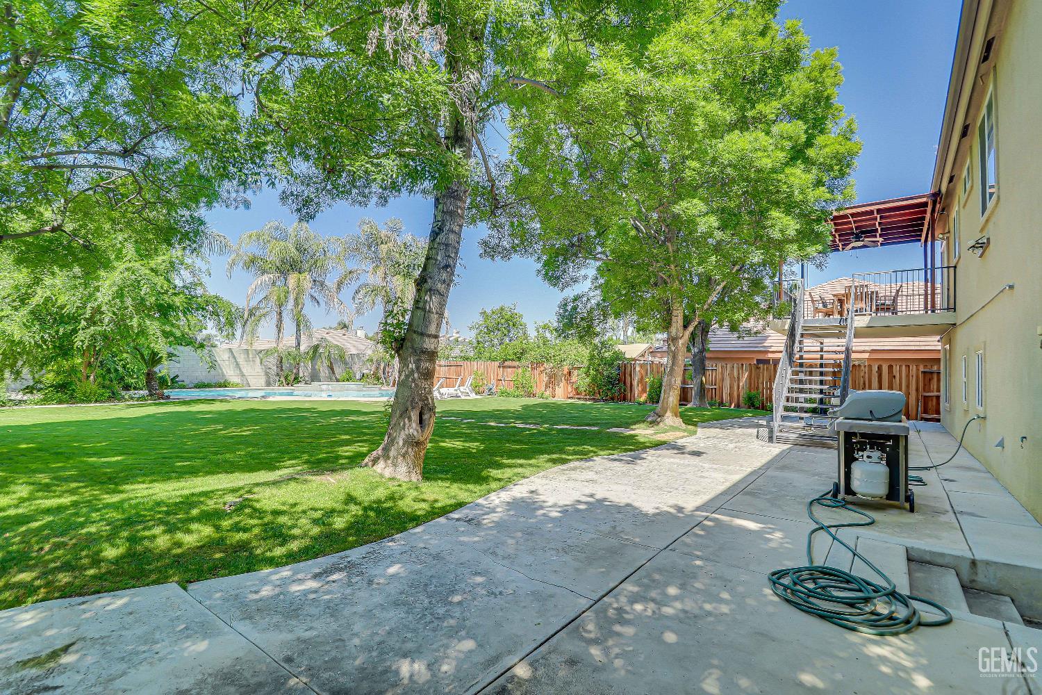 2425 Ollie Court — photo 32