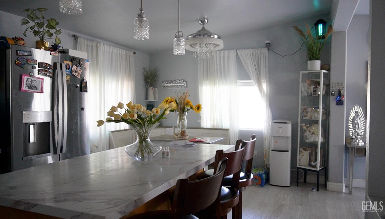 811 V Street — photo 3