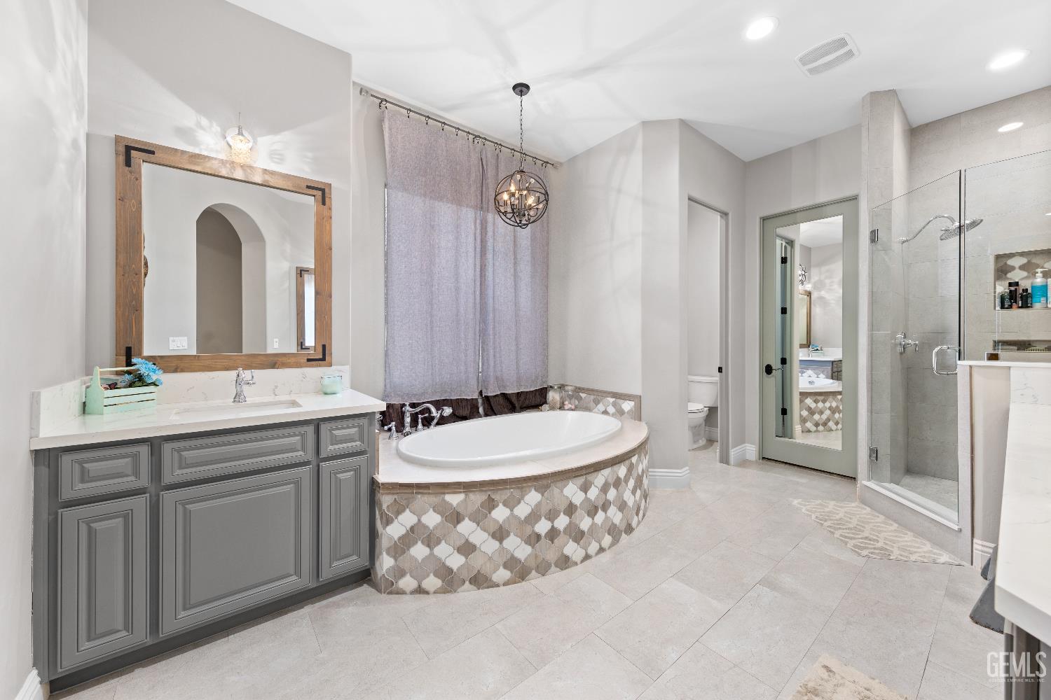 15521 Georges letour Avenue — photo 27