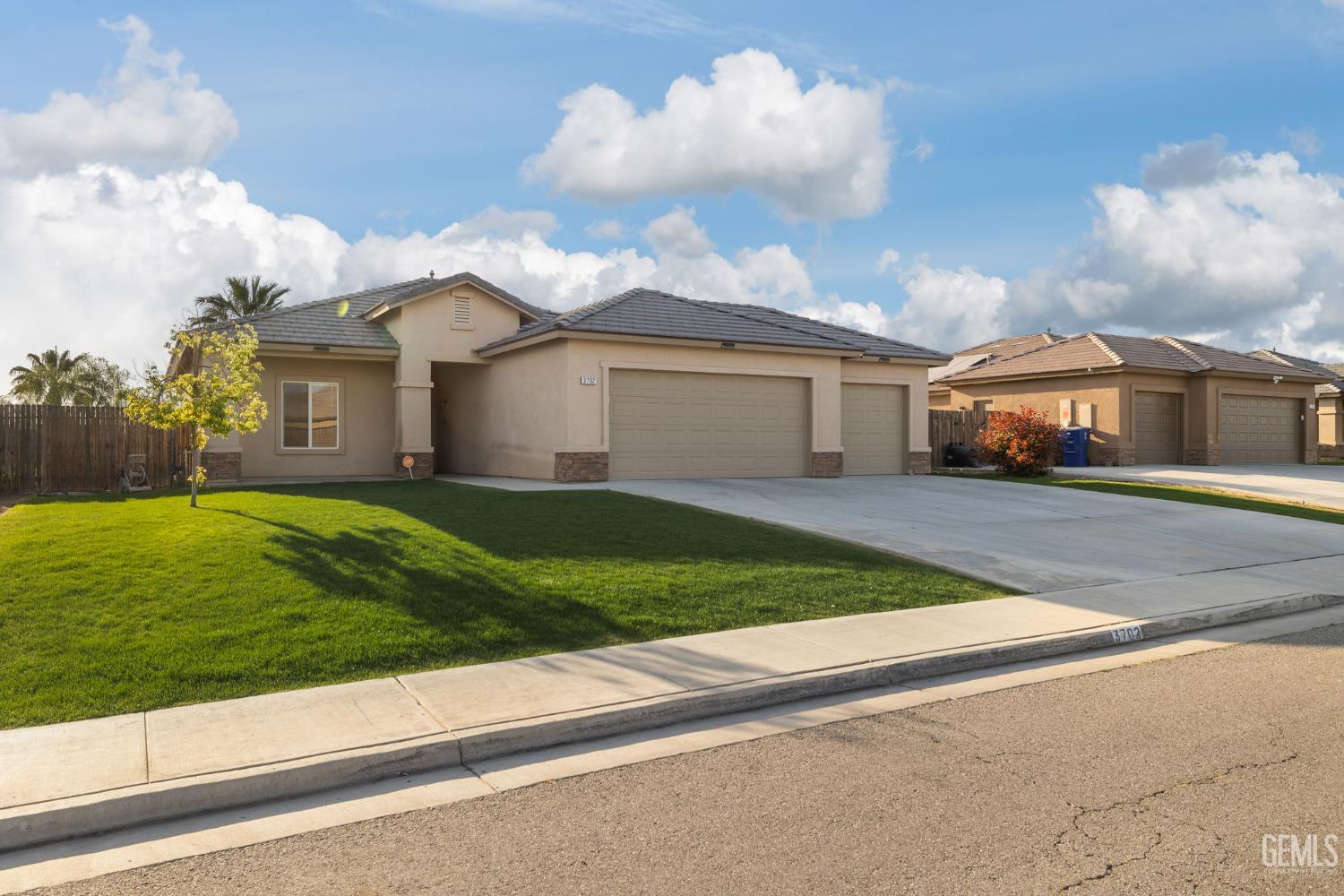 3702 Balvicar Drive — photo 3