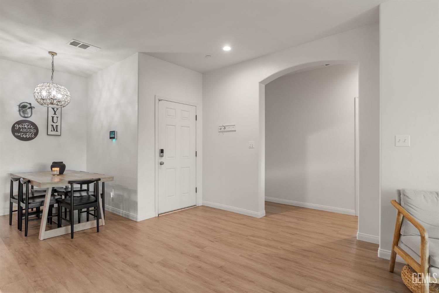 3702 Balvicar Drive — photo 5