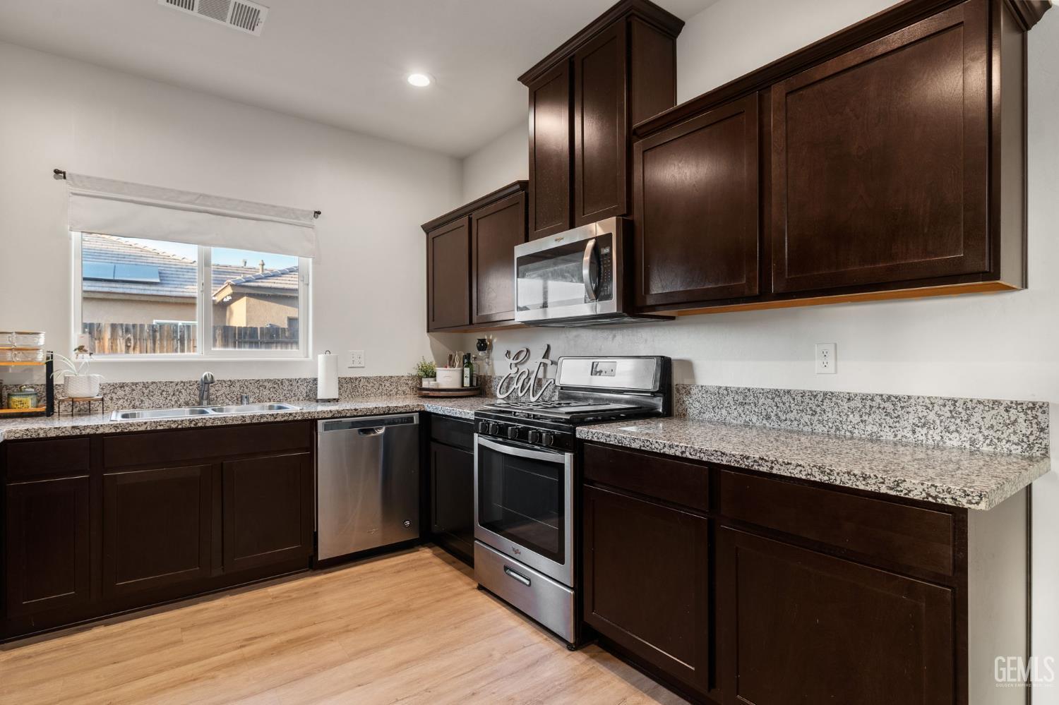 3702 Balvicar Drive — photo 16
