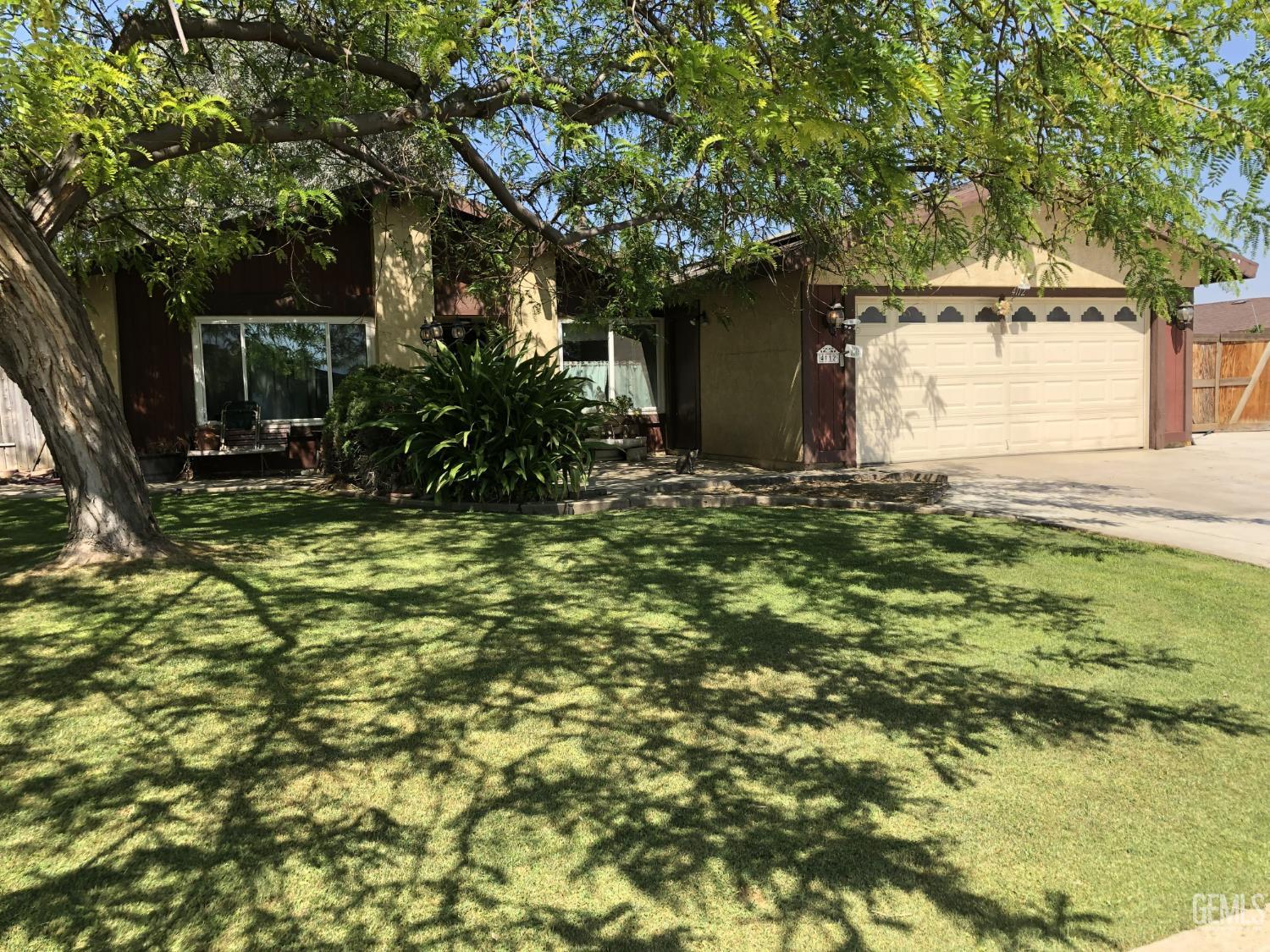 4112 Tyndall Avenue — photo 3