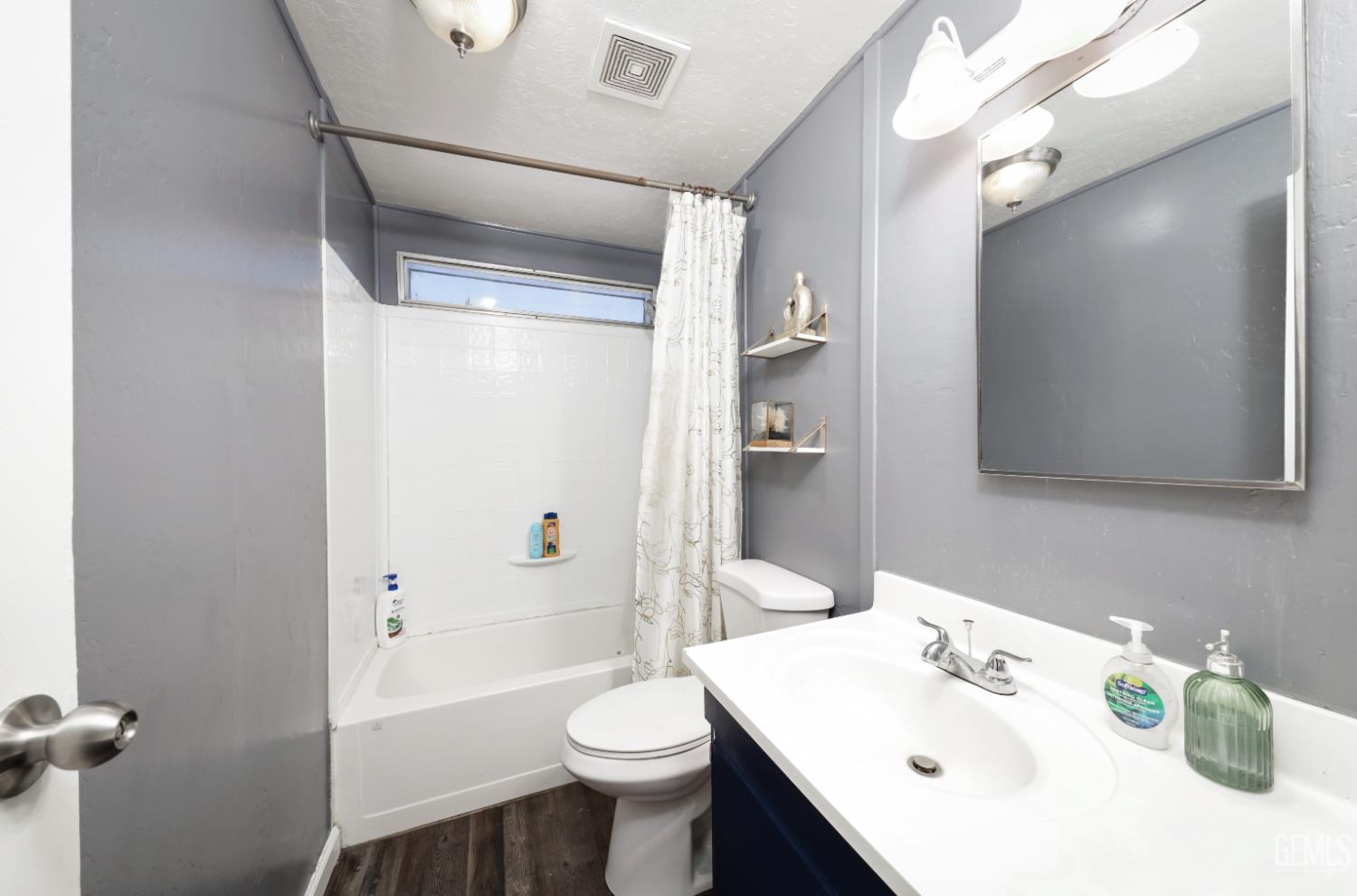 6601 Eucalyptus Drive — photo 13