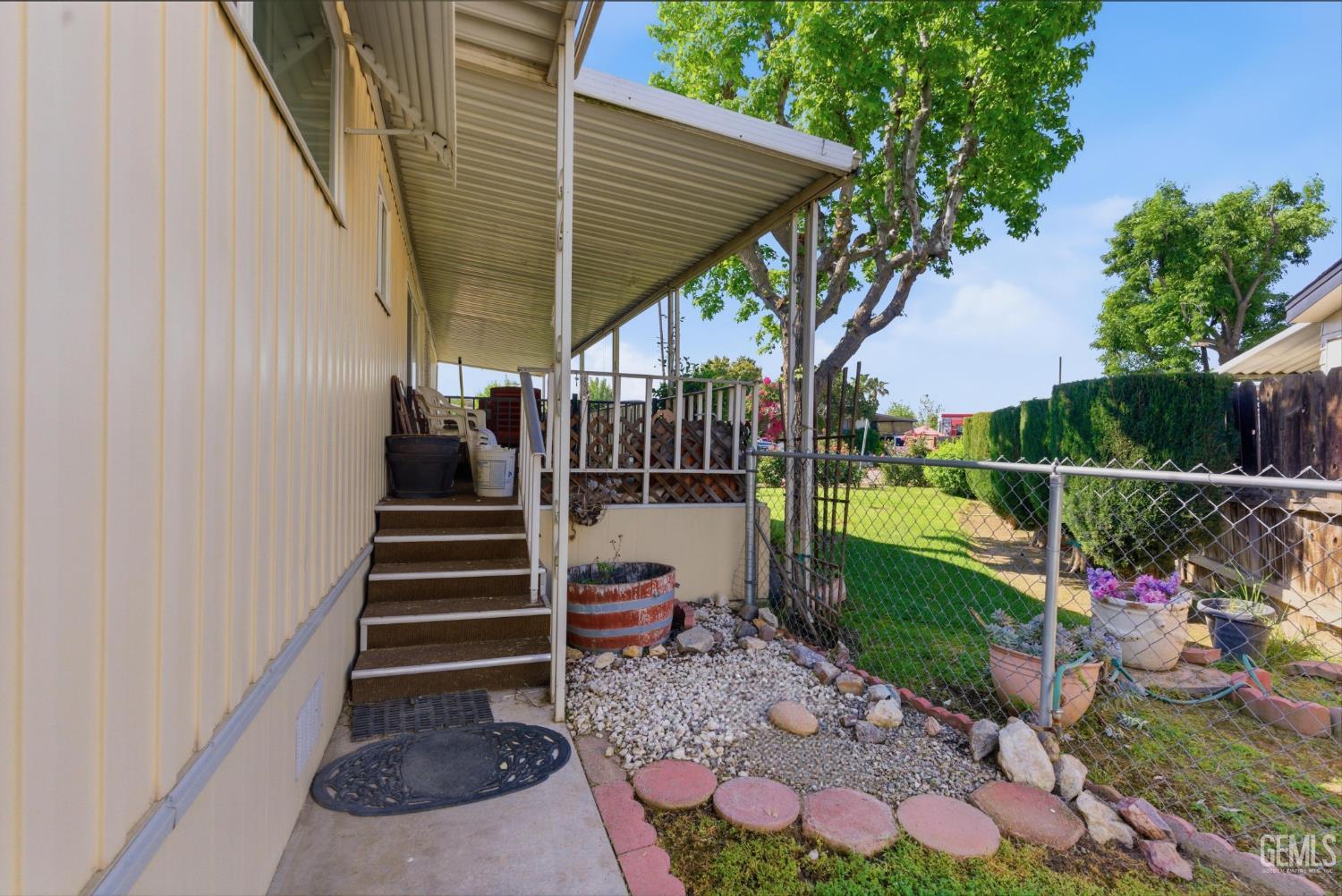 4401 Hughes Lane — photo 25
