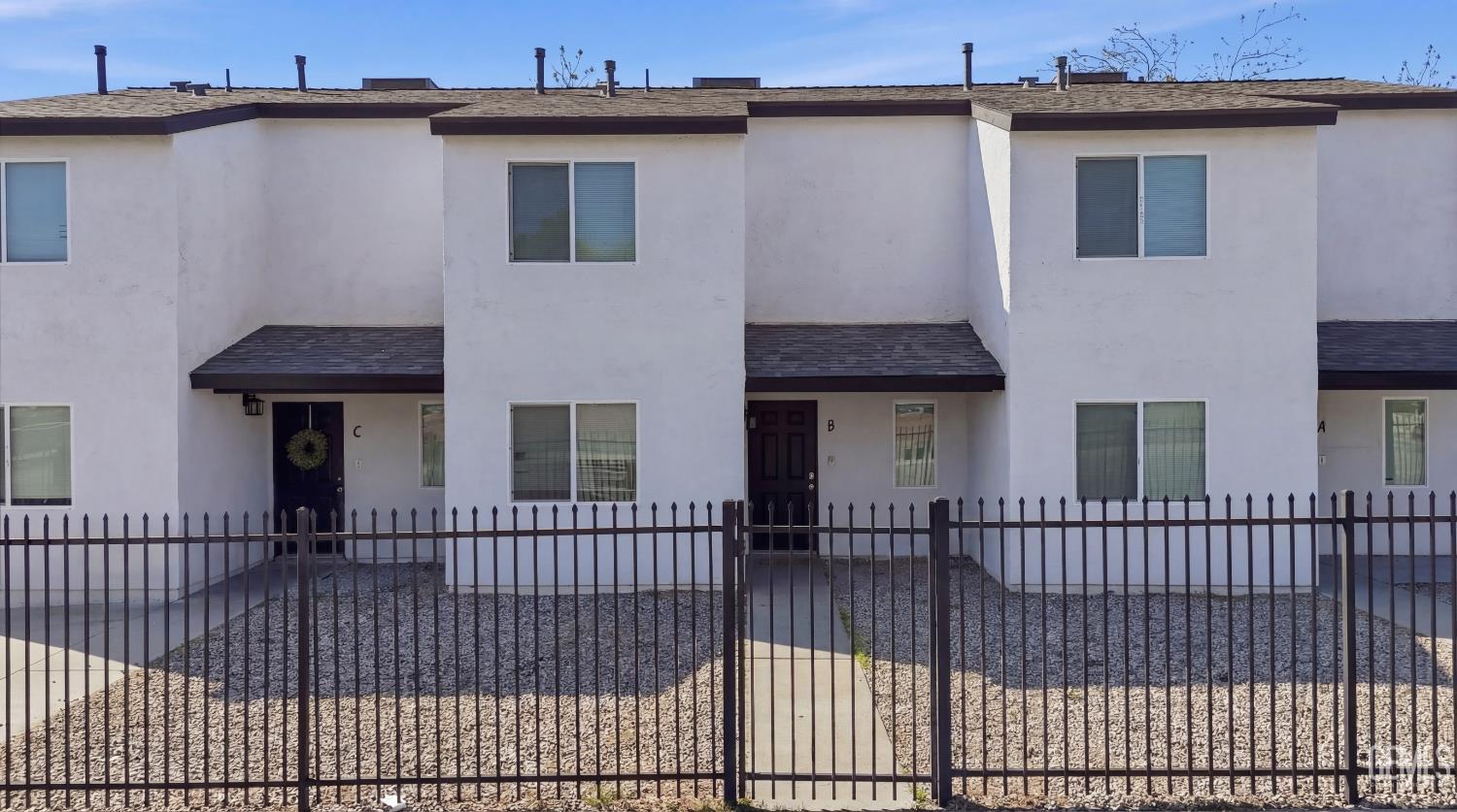 931 Monterey Street — photo 4