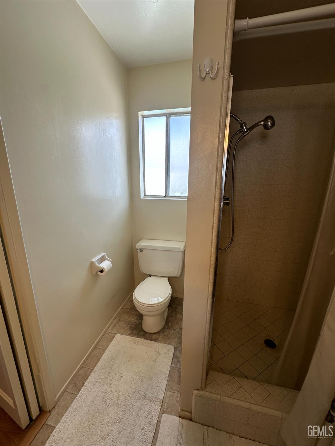 4425 Charter Oaks — photo 10
