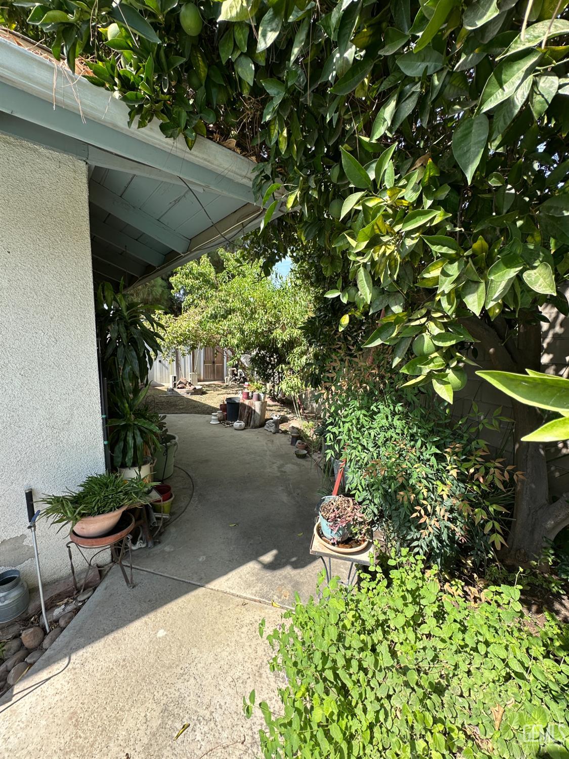 4425 Charter Oaks — photo 20