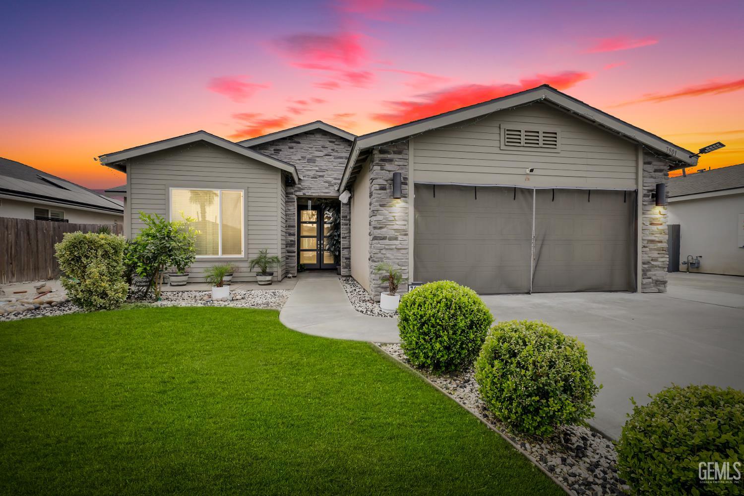 7901 Bristol Spring Avenue — photo 3