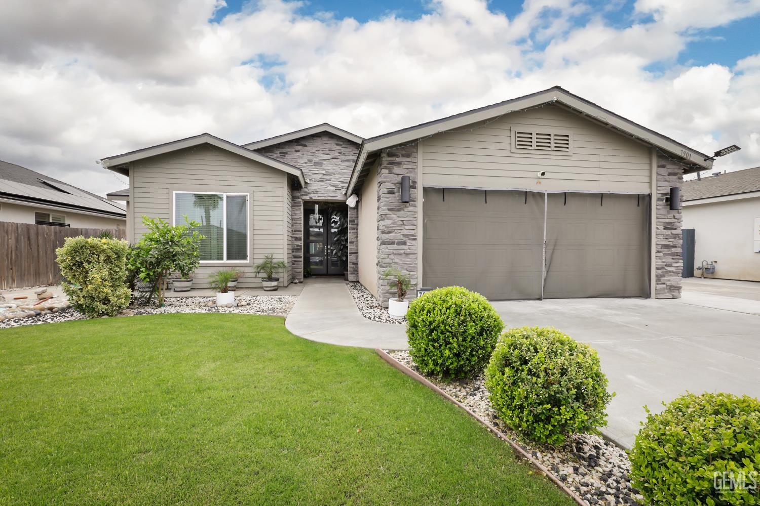 7901 Bristol Spring Avenue